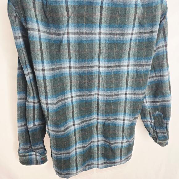 Vintage Pendleton Virgin Wool Men's Flannel Shirt Size M   DAMAGED A FEW HOLES - Picture 10 of 11